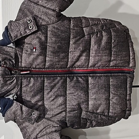 Tommy Hilfiger jacket - Picture 2 of 6